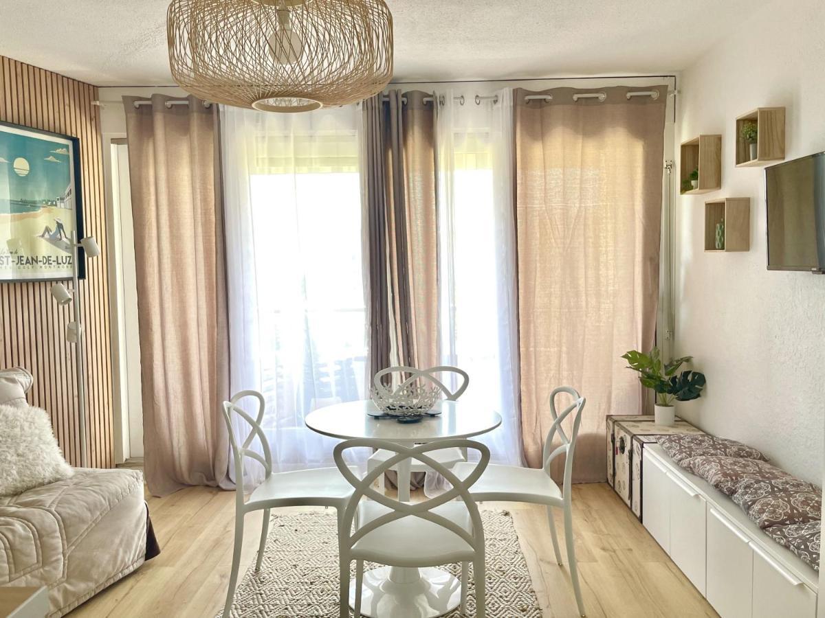 Apartament Caporizon-Baillenia-T1 Vue Montagne - Piscine St Jean De Luz Saint-Jean-de-Luz Zewnętrze zdjęcie